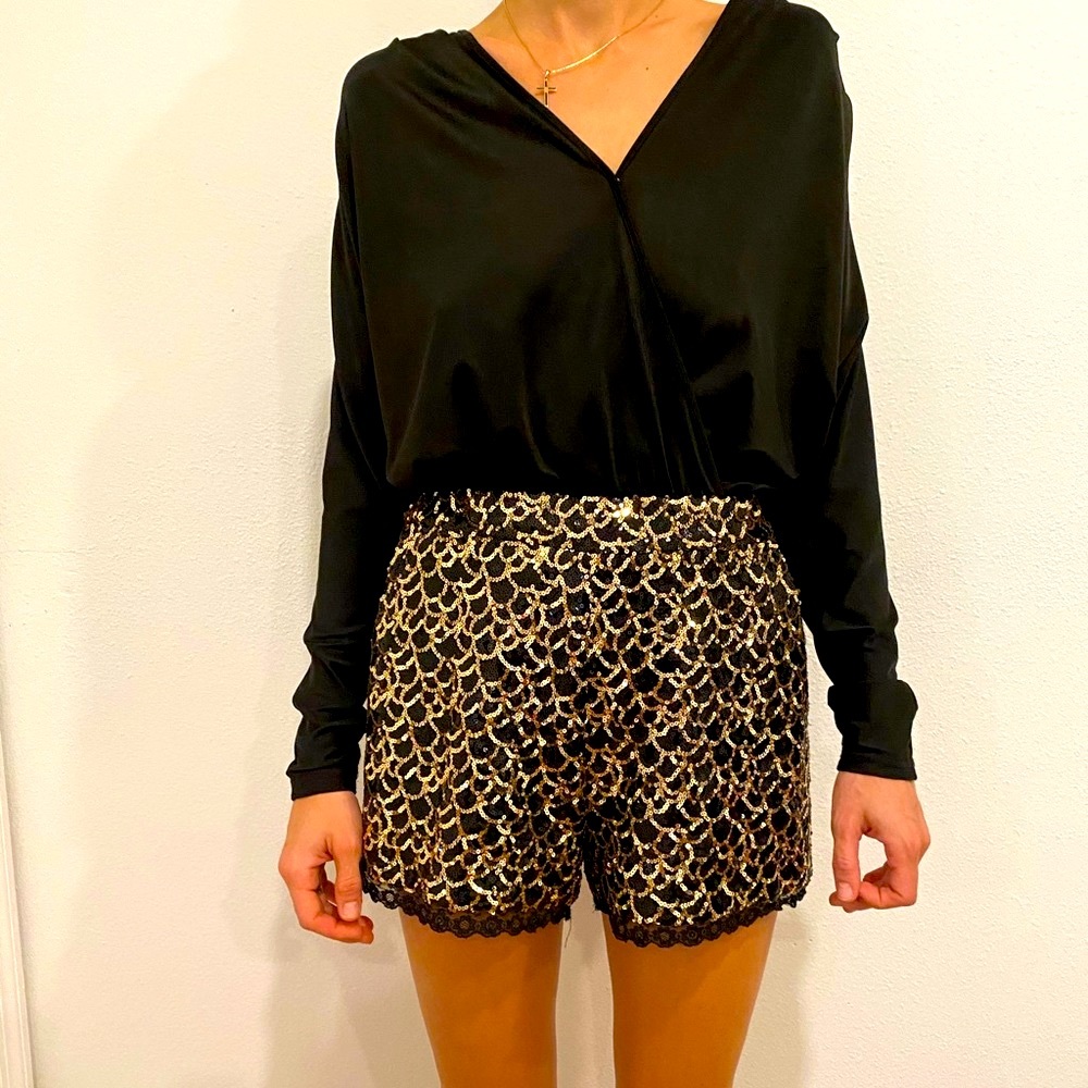 ✨be-be jumpsuit with sequins shorts